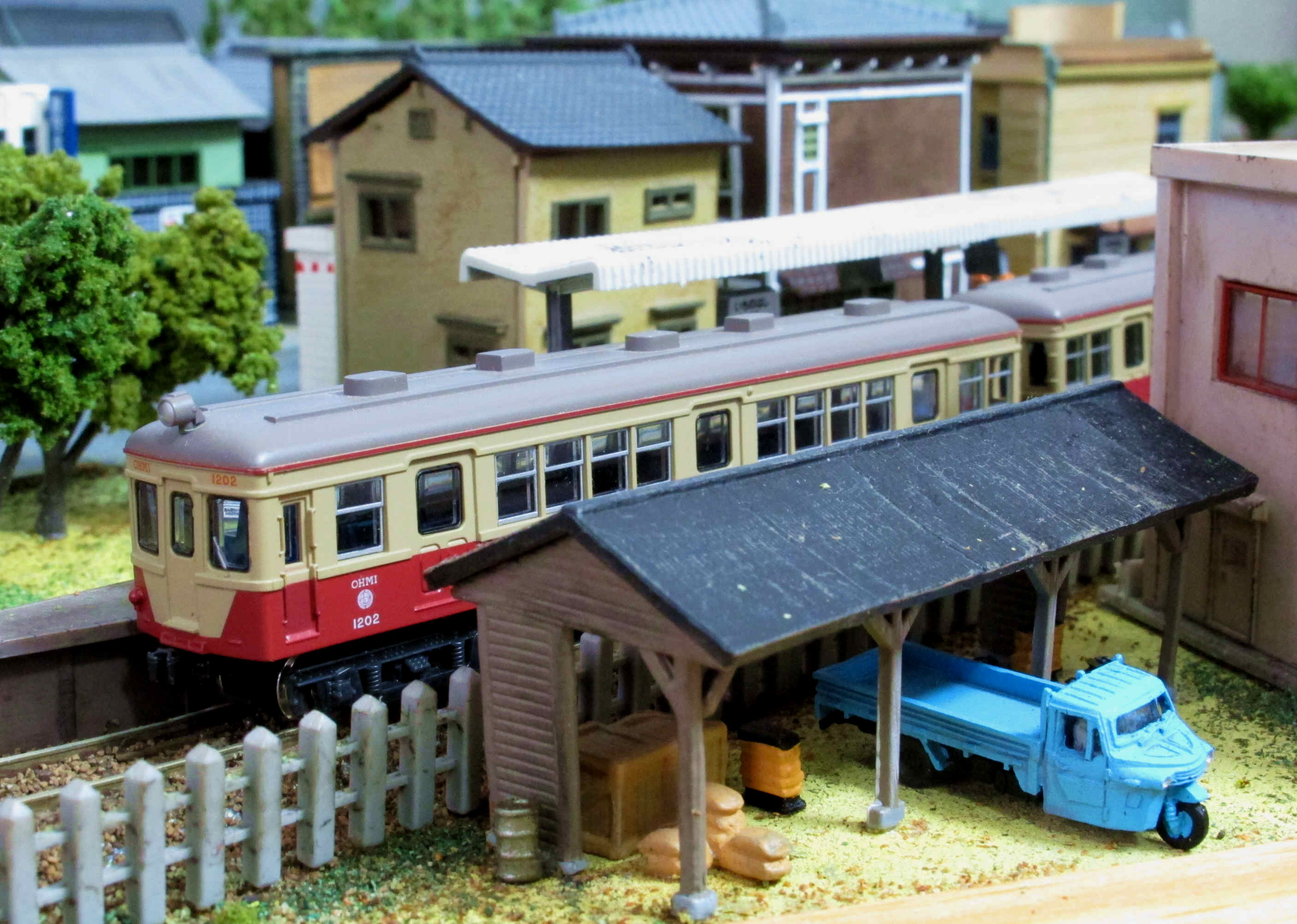 田舎風ミニレイアウト（車両は付属しません） 田舎風ミニレイアウト（車両は付属しません） 田舎風ミニ