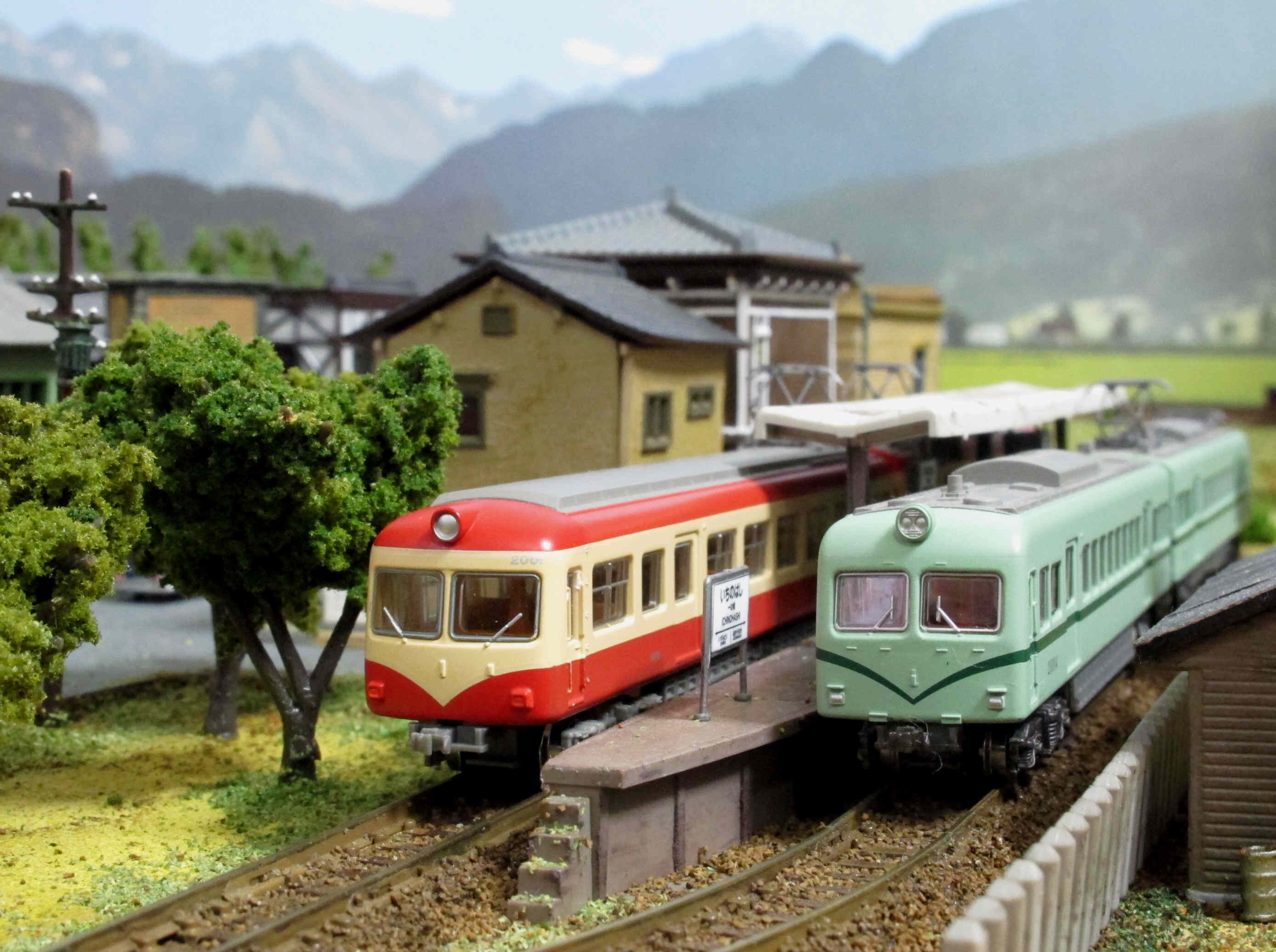 田舎風ミニレイアウト（車両は付属しません） 田舎風ミニ