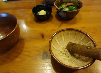 ○胡麻すり.jpg
