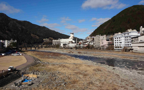 〇下呂温泉外観.jpg